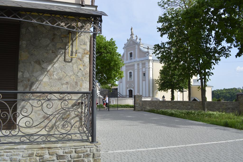Apartment Vid Na Krepost Kamianets-Podilskyi Exterior photo